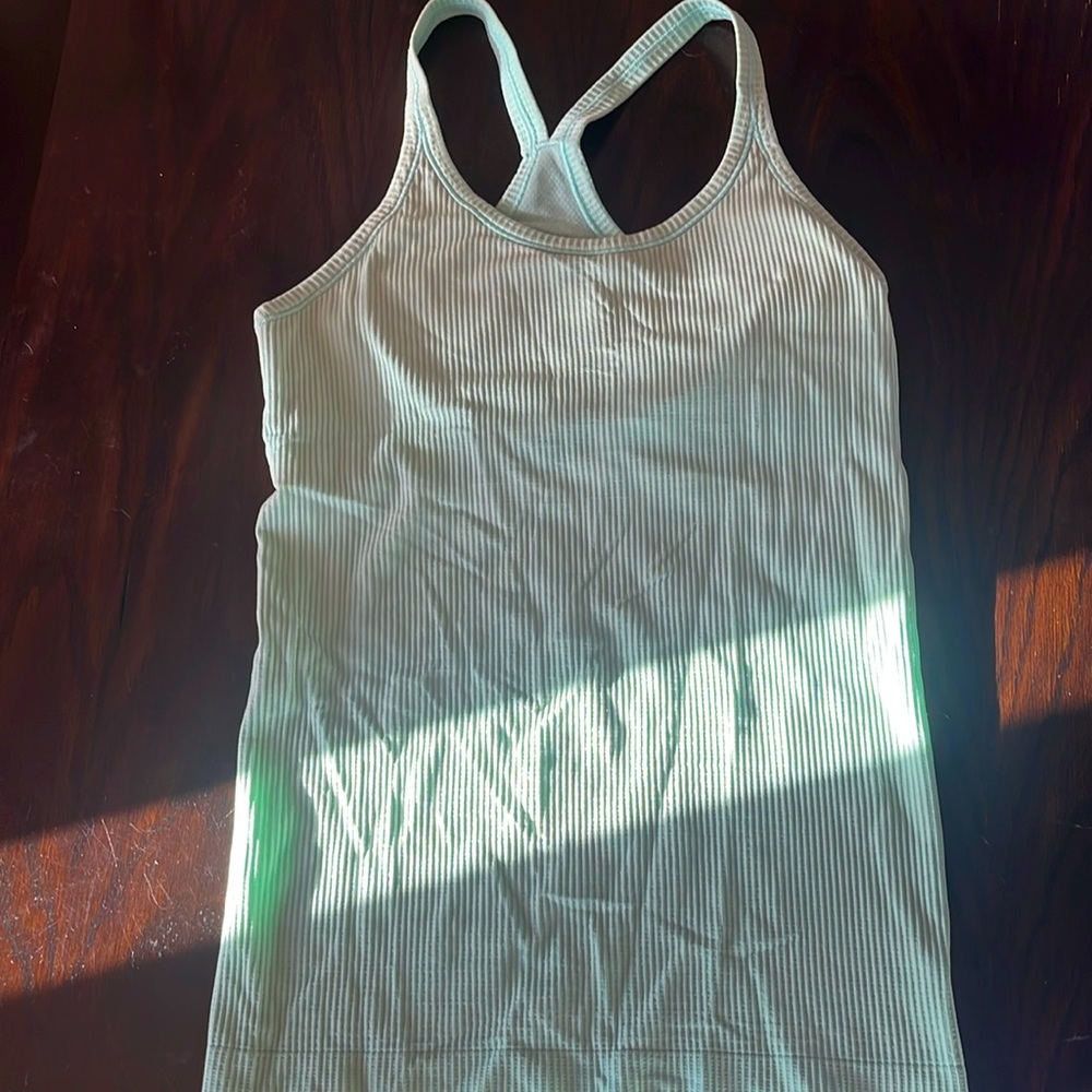lululemon tank